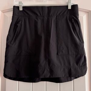 Athleta Chelsea Cargo Skort Black